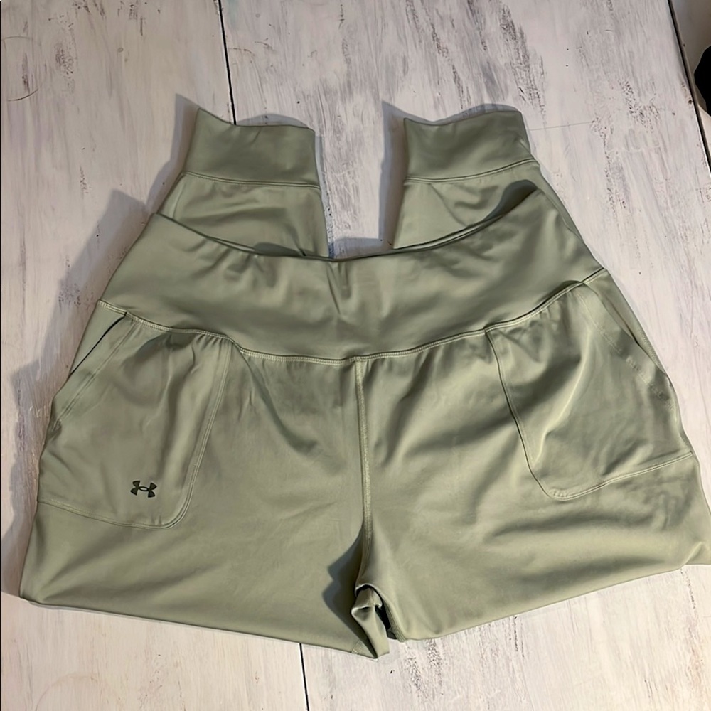 Under Armour Women's Sage Green Joggers, XXL, Excellent